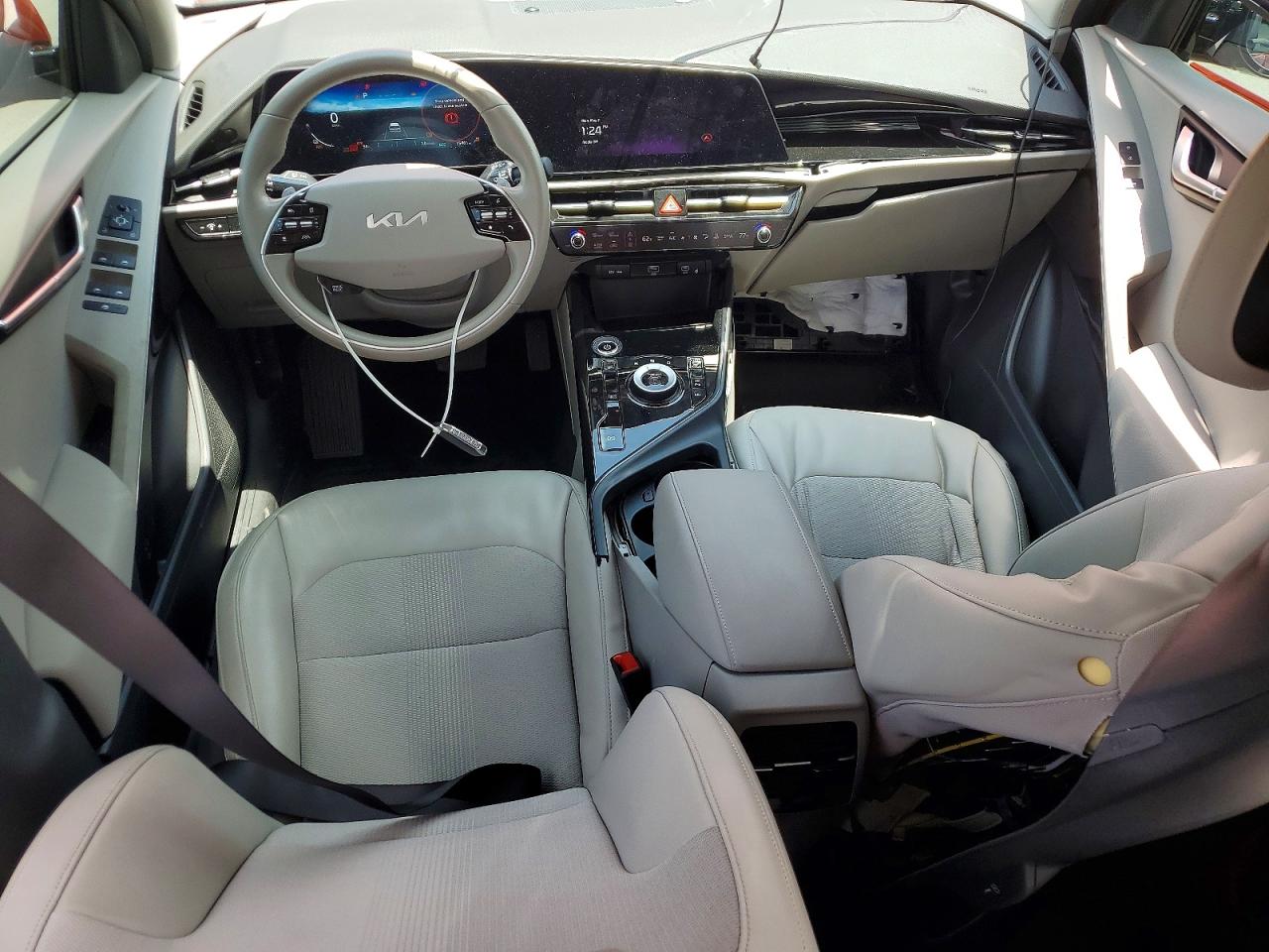 2023 KIA NIRO Wind