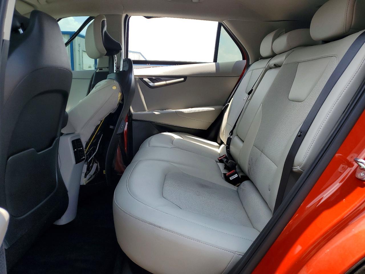 2023 KIA NIRO Wind