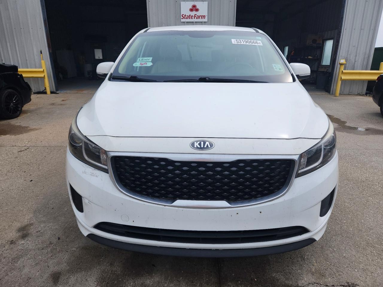 2017 KIA SEDONA LX