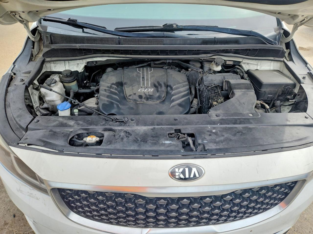 2017 KIA SEDONA LX