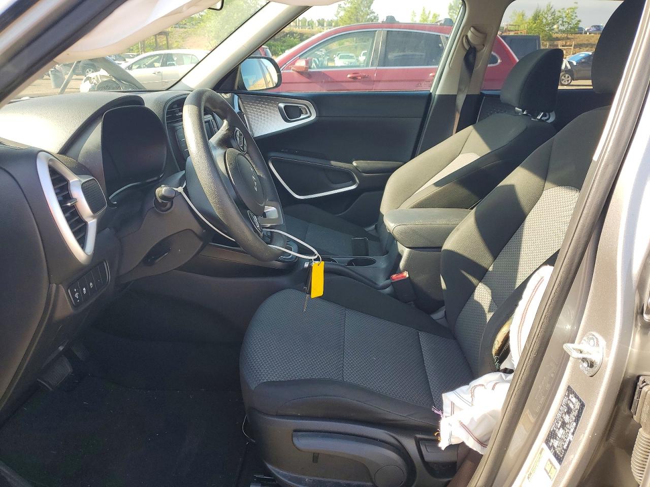 2023 KIA SOUL LX, S