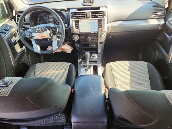 2020 TOYOTA 4 RUNNER Base Grade