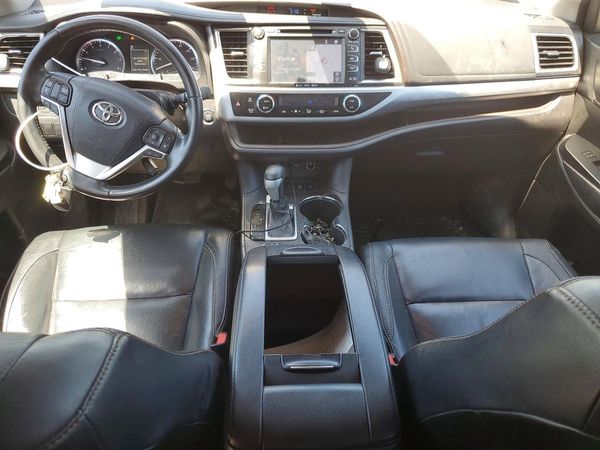 2018 TOYOTA HIGHLANDER