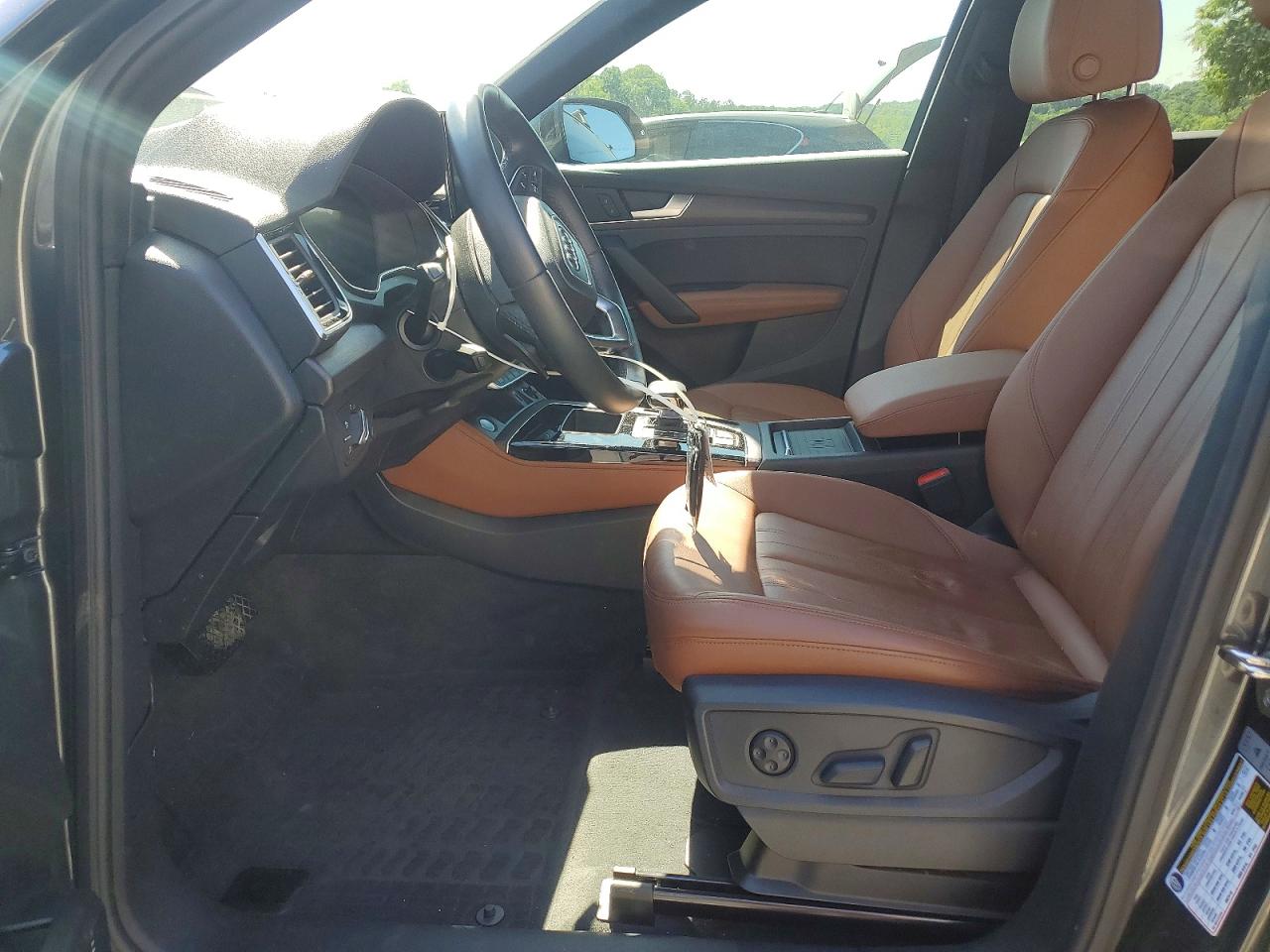 2022 AUDI Q5