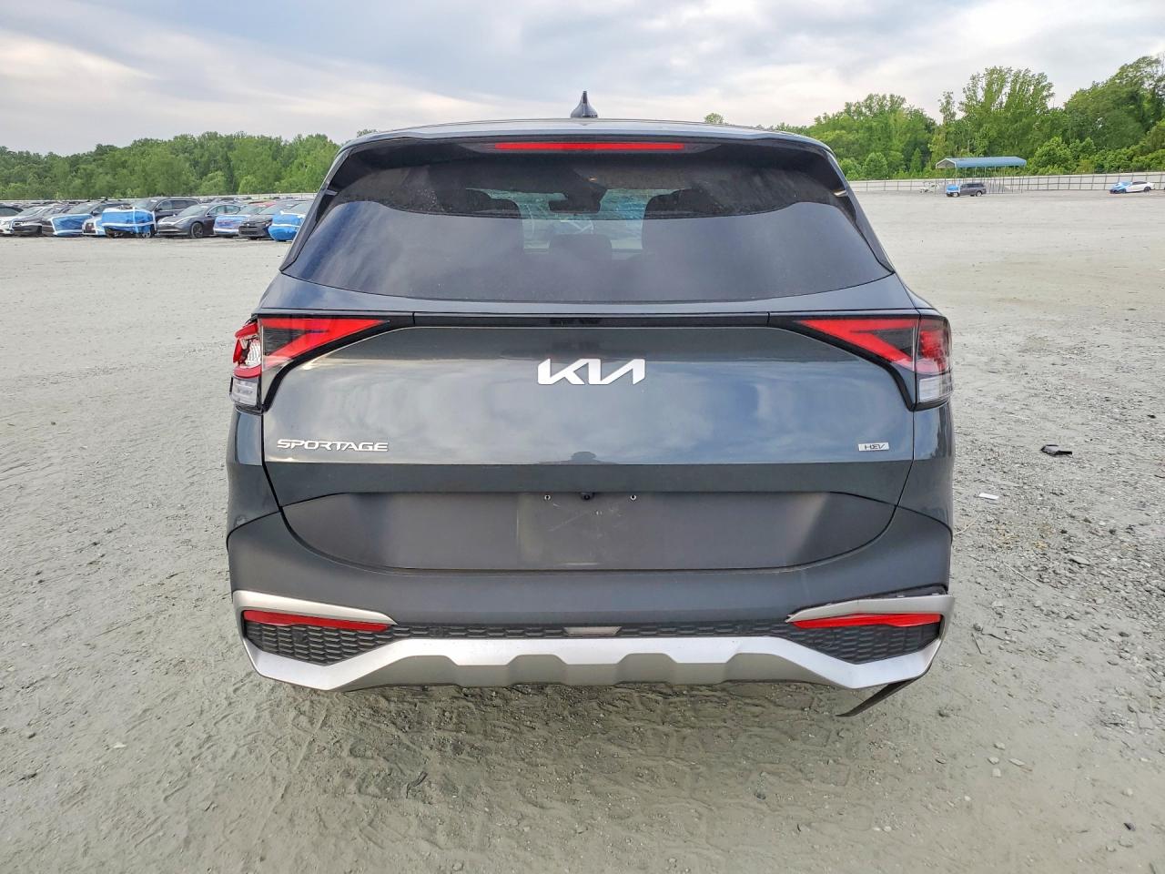 2025 KIA SPORTAGE LX