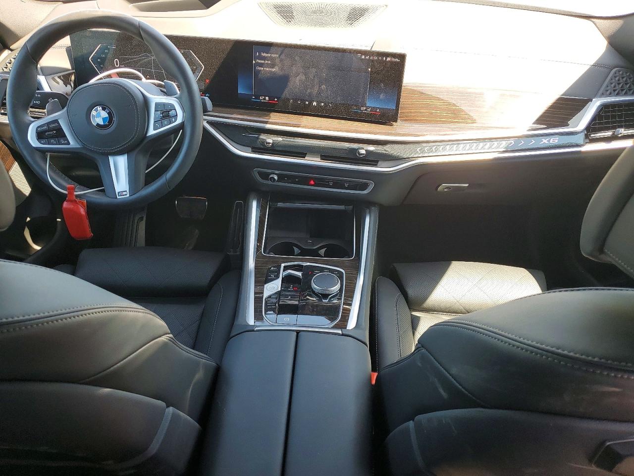 2026 BMW X6 xDrive40i