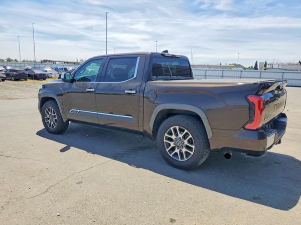 2022 TOYOTA TUNDRA