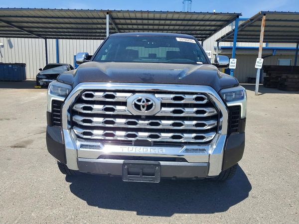 2022 TOYOTA TUNDRA