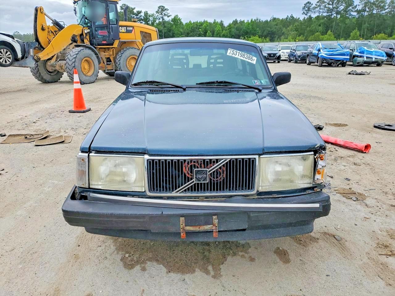 1993 VOLVO 240