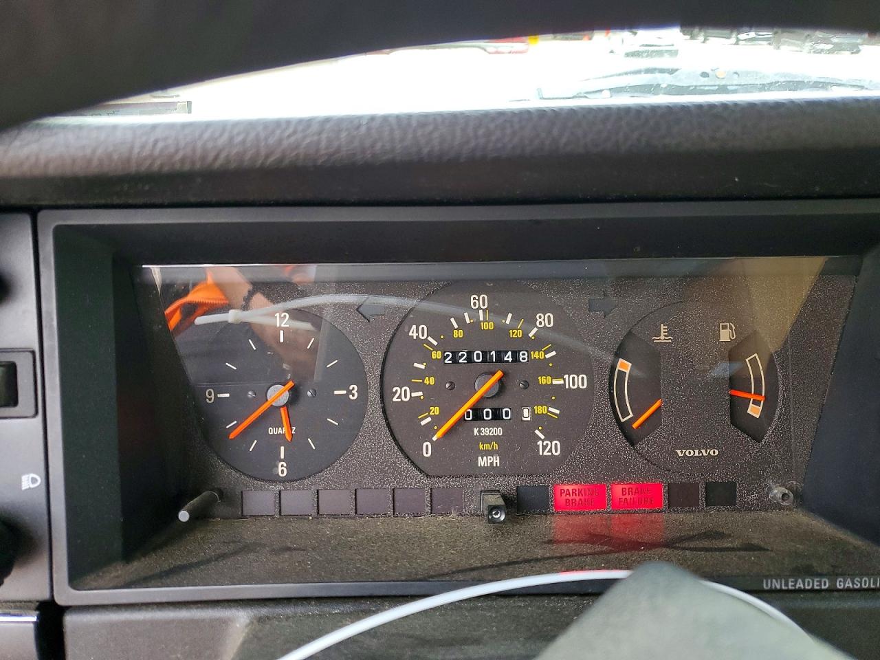 1993 VOLVO 240