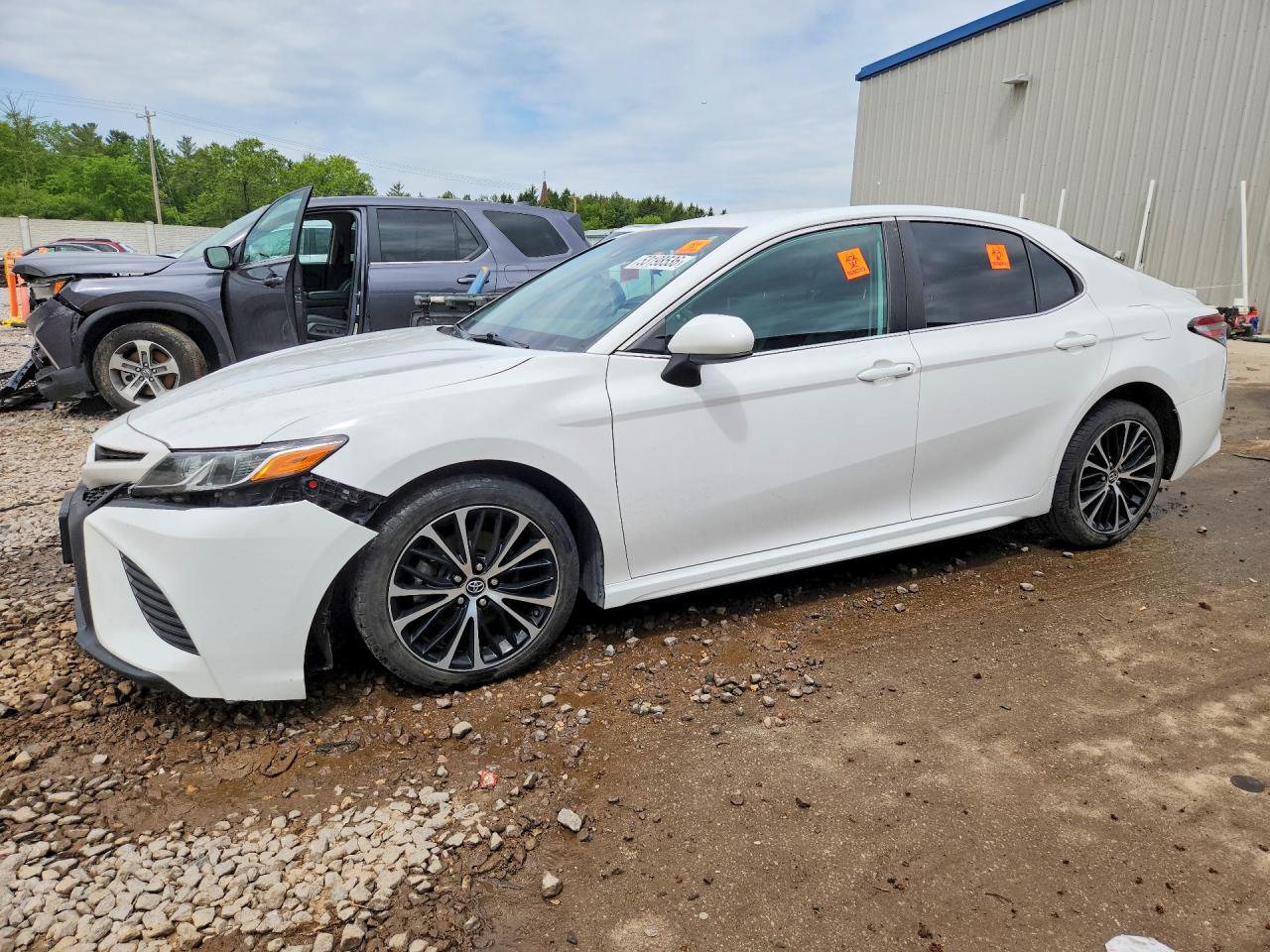 2019 TOYOTA CAMRY