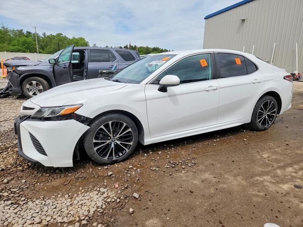 2019 TOYOTA CAMRY