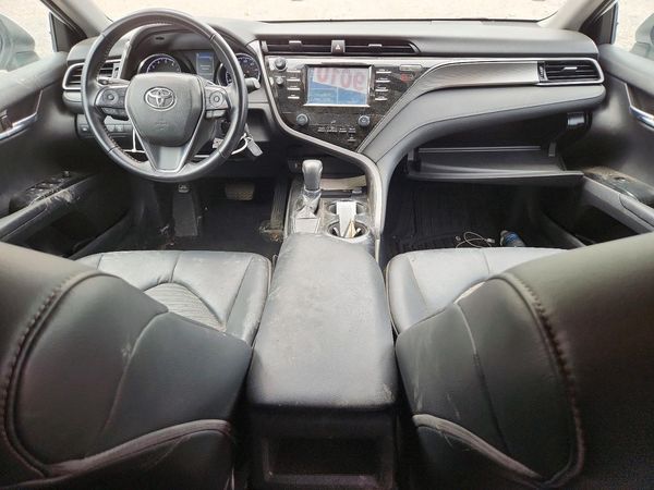 2019 TOYOTA CAMRY