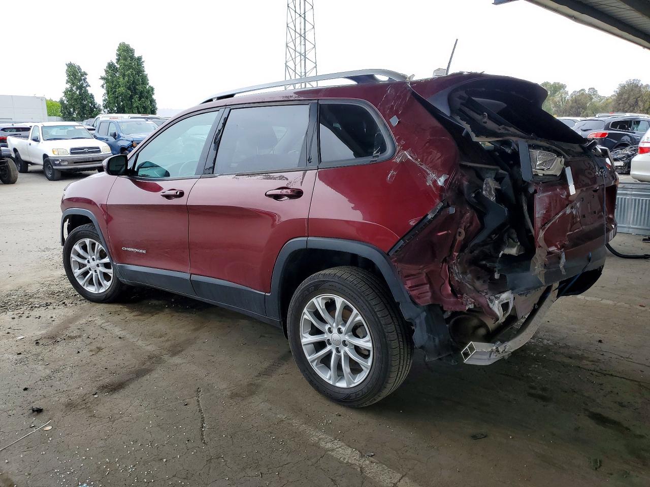 2020 JEEP CHEROKEE LATITUDE FWD