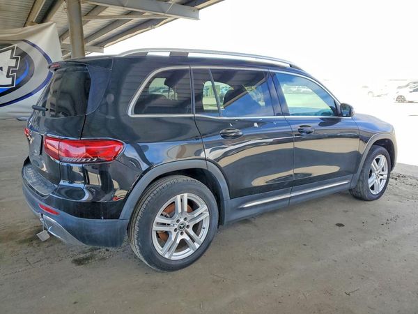 2022 MERCEDES-BENZ GLB GLB250