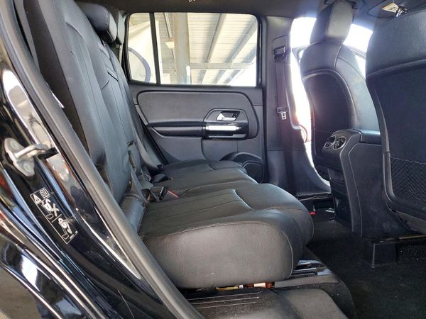 2022 MERCEDES-BENZ GLB GLB250
