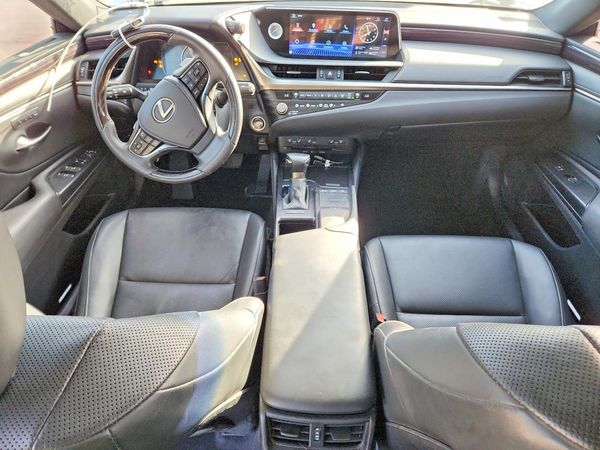 2021 LEXUS ES 250
