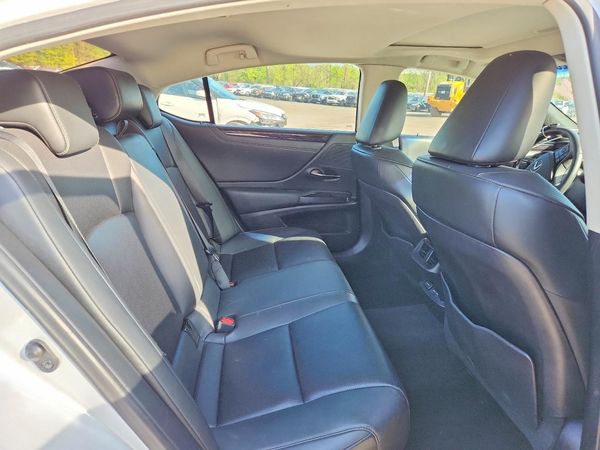 2021 LEXUS ES 250