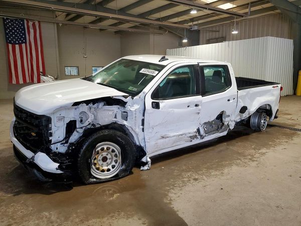 2024 CHEVROLET SILVERADO Work Truck — Front 3/4