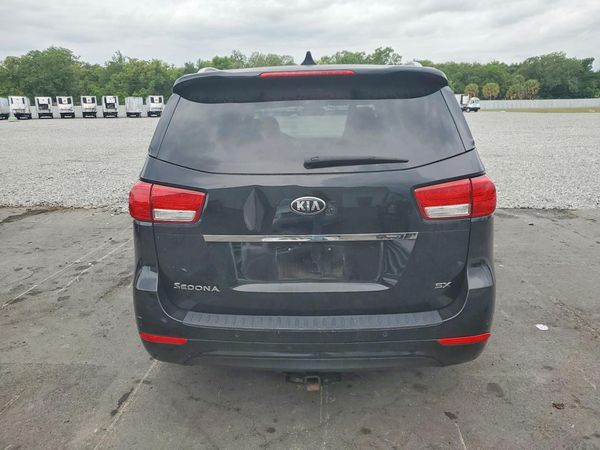 2015 KIA SEDONA GLS - Middle level