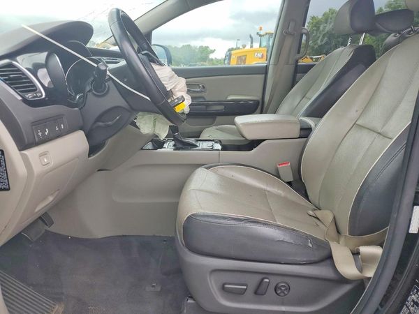 2015 KIA SEDONA GLS - Middle level
