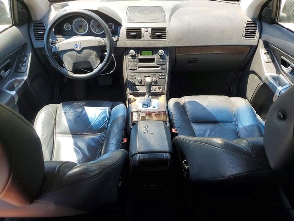 2012 VOLVO XC90