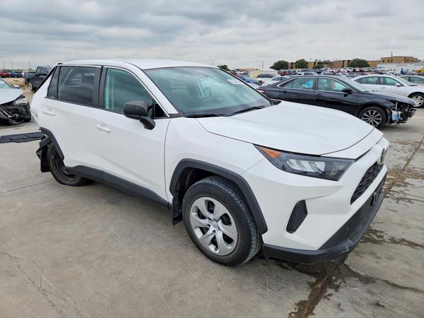 2022 TOYOTA RAV4 LE
