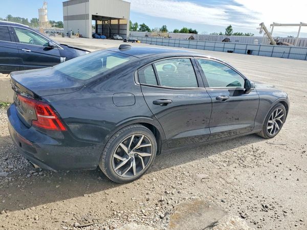 2020 VOLVO S60