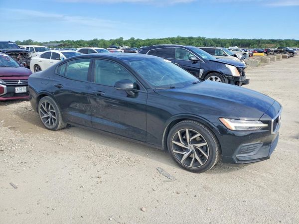 2020 VOLVO S60