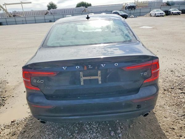2020 VOLVO S60