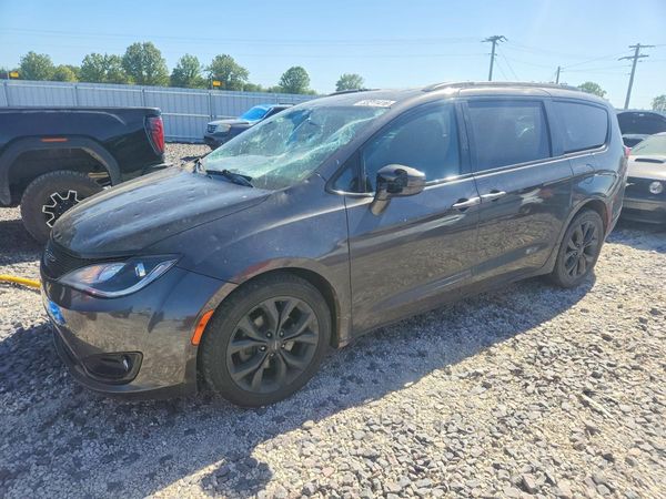 2019 CHRYSLER PACIFICA — DSFA — Front 3/4