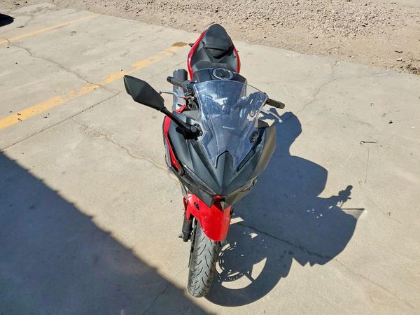2025 KAWASAKI EX500
