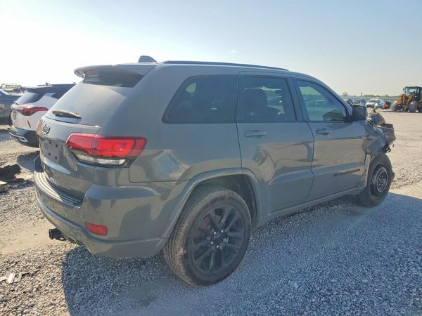 2020 JEEP GRAND CHEROKEE LAREDO 4X2