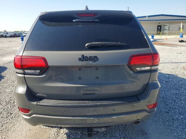 2020 JEEP GRAND CHEROKEE LAREDO 4X2