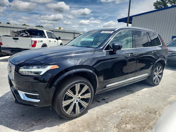 2020 VOLVO XC90