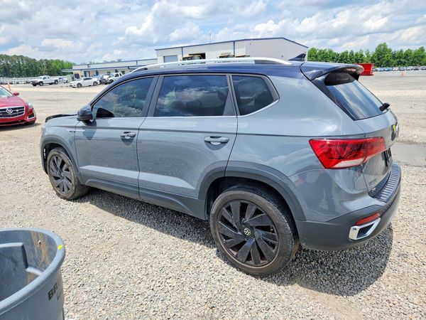 2024 VOLKSWAGEN TAOS 4Motion SE