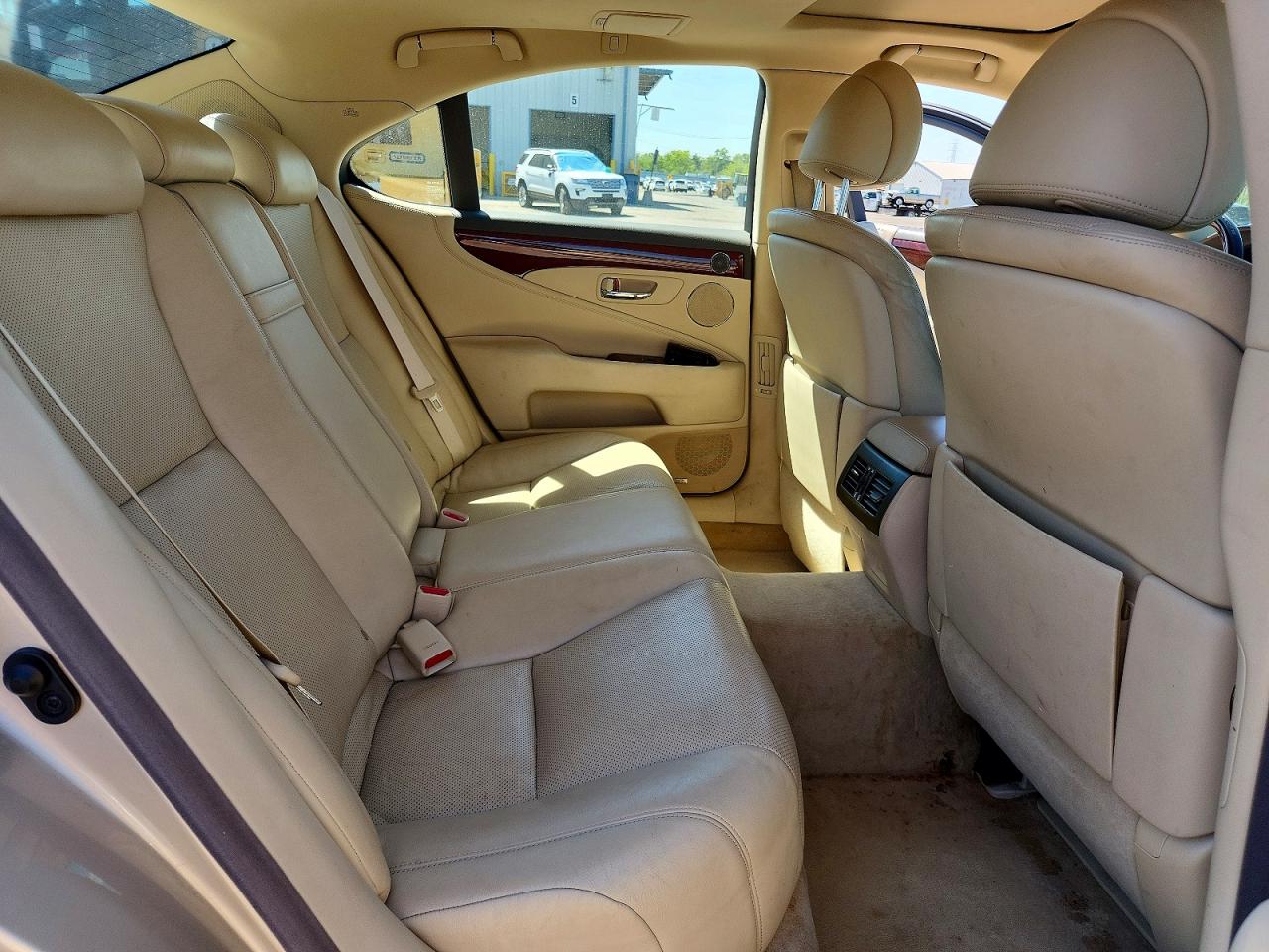 2012 LEXUS LS 460