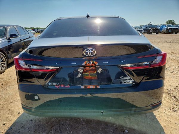 2026 TOYOTA CAMRY