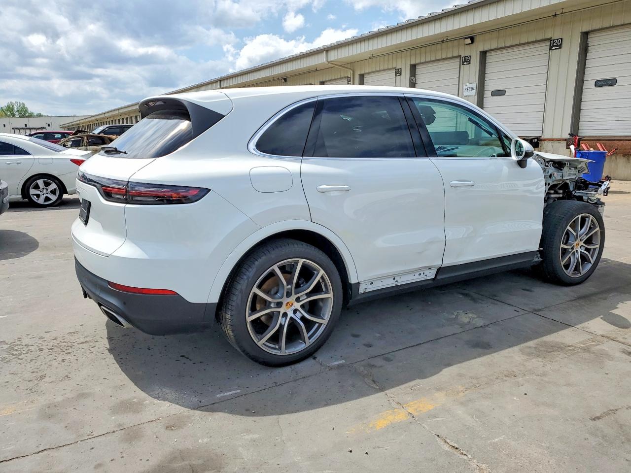 2023 PORSCHE CAYENNE