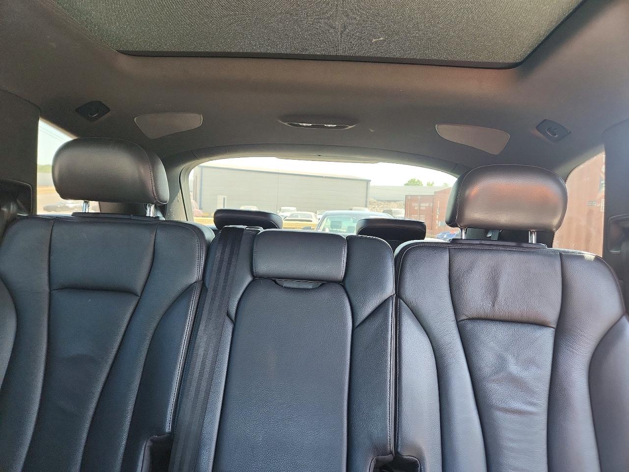 2018 AUDI Q7 quattro Premium Plus