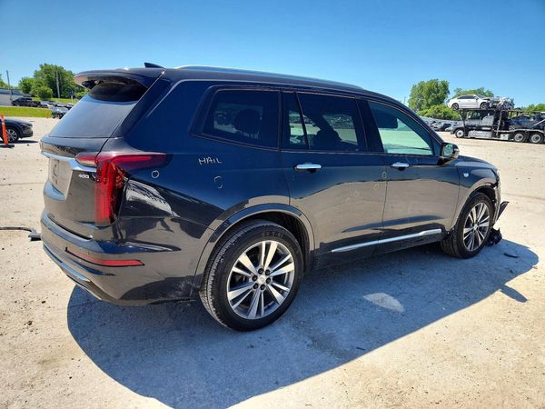 2020 CADILLAC XT6