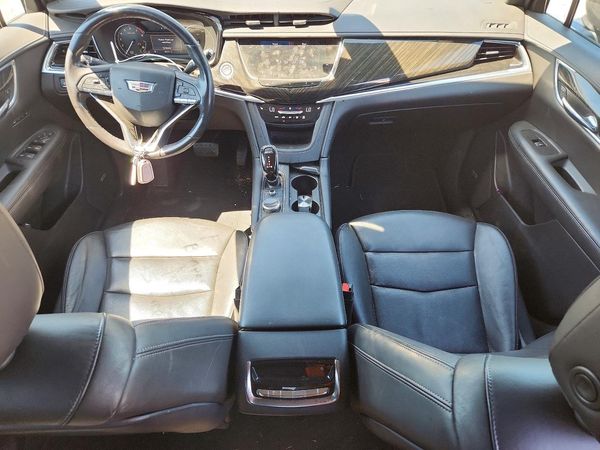 2020 CADILLAC XT6