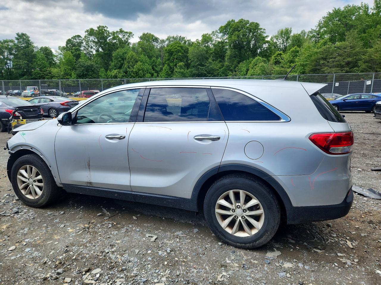 2017 KIA SORENTO L, LX