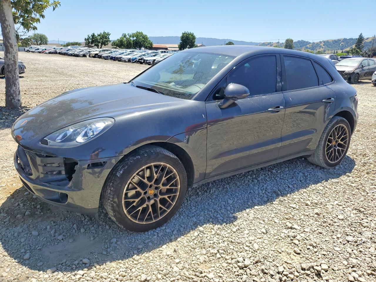 2017 PORSCHE MACAN