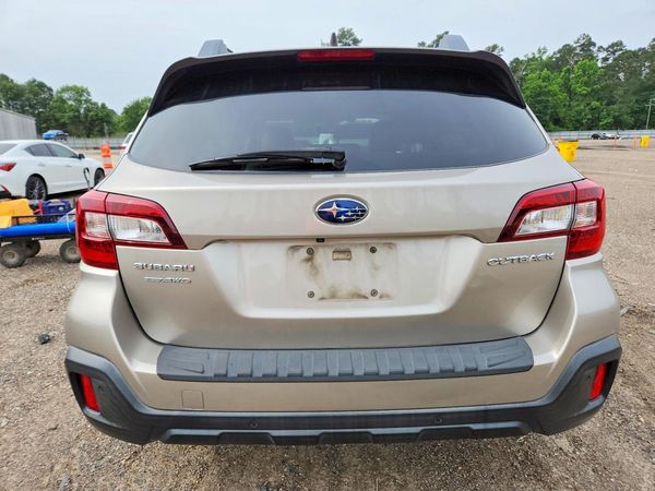 2018 SUBARU OUTBACK