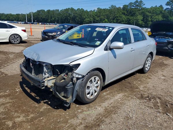 2012 TOYOTA COROLLA