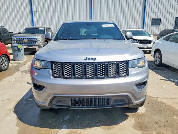 2019 JEEP GRAND CHEROKEE LAREDO 4X4