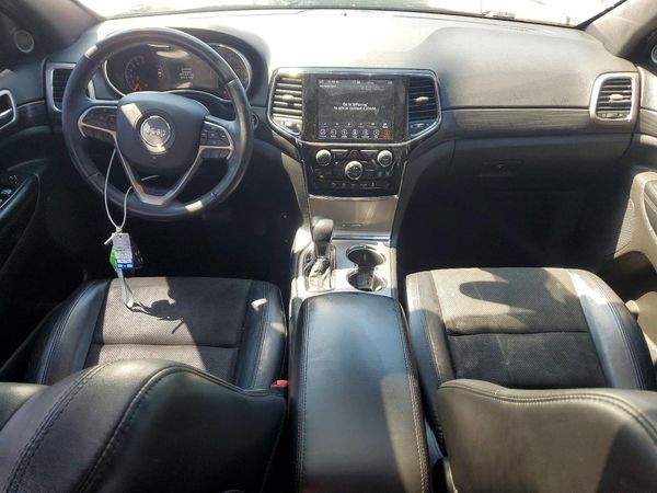 2019 JEEP GRAND CHEROKEE LAREDO 4X4