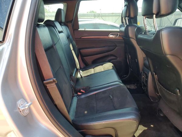 2019 JEEP GRAND CHEROKEE LAREDO 4X4