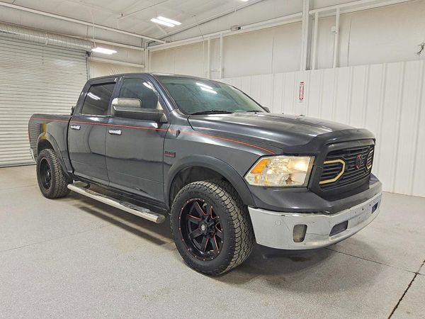2018 RAM 1500 SLT